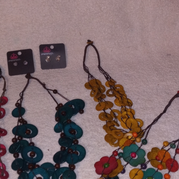 Paparrazi - Picture 3 of 3